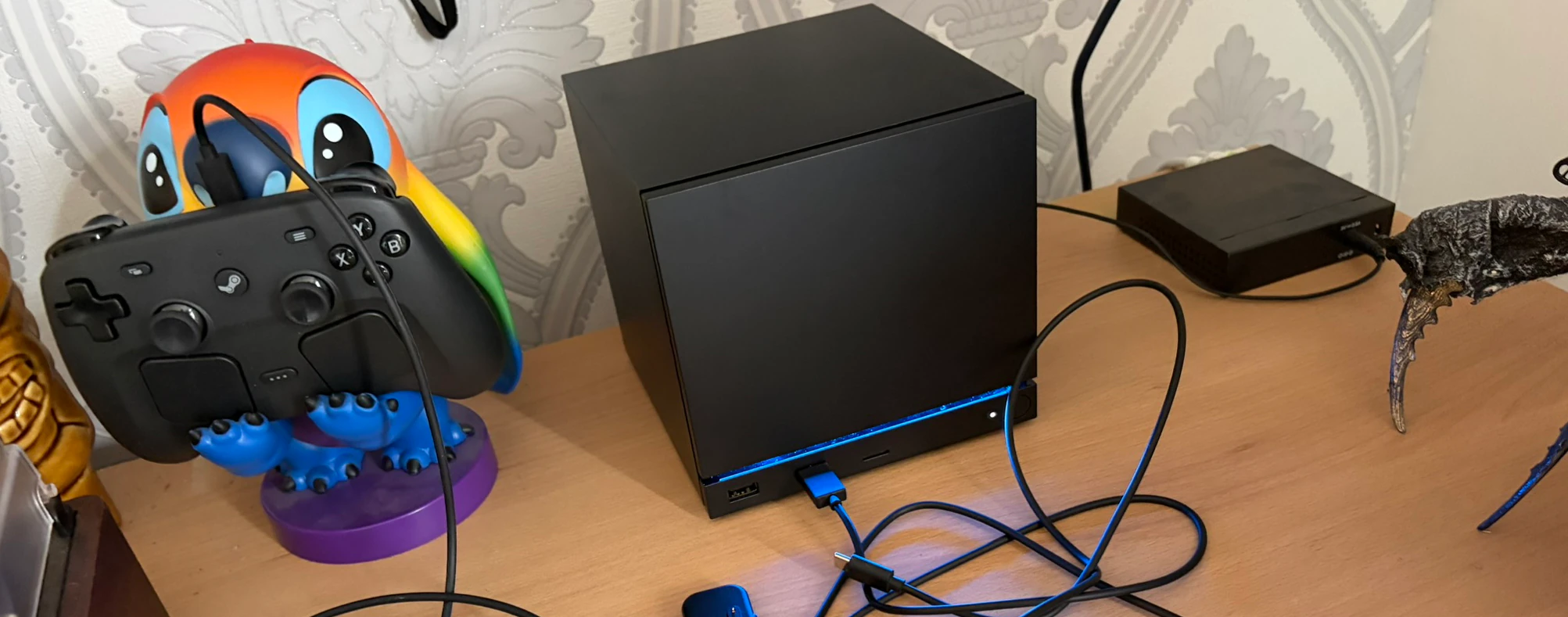 Steam Controller - Steam Machine - Ethernet Hub Steam Controller - Steam Machine - Ethernet Hub